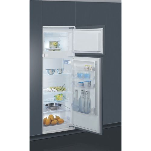 Frigorífico com Congelador Encastrável Indesit T 16 A1 D/I 1 | 157,6x54x54,5 cm | 191 L | F | Aço inoxidável