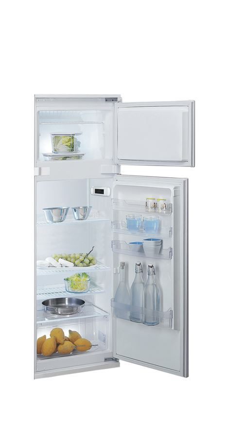 Frigorífico com Congelador Encastrável Indesit T 16 A1 D/I 2 | 157,6x54x24,5 cm | 191 L | E | Aço inoxidável