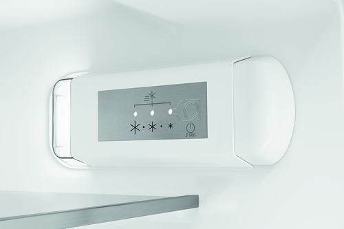Frigorífico com Congelador Encastrável Hotpoint T 16 A2 D/HA 2 | 157,6x54x54,5 cm | 191 L | E | Cinzento