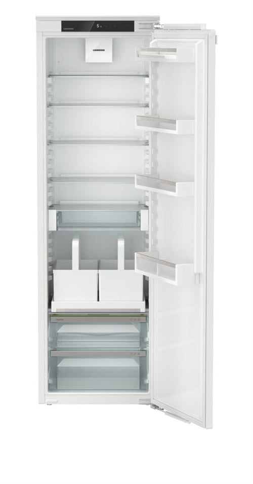 1543
