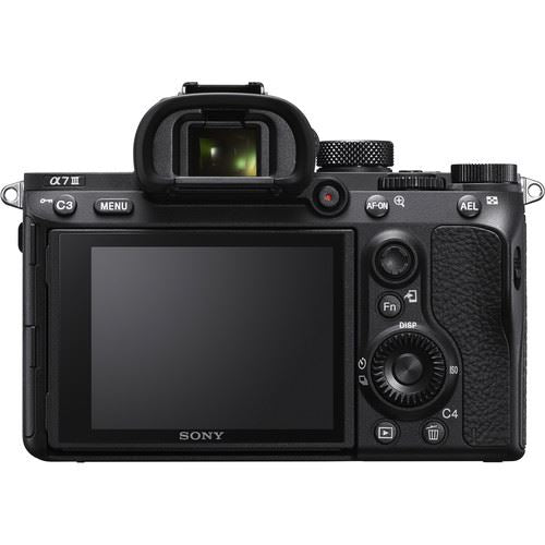 Máquina Fotográfica Mirrorless Sony Alpha a7 Mark III + FE 24-105mm f/4 G OSS