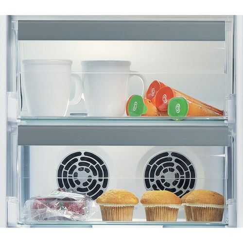 Arca Congeladora Vertical Encastrável Whirlpool AFB 18412 | 177,1x54x54,5 cm | 209 L | E | Branco