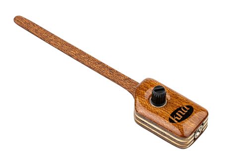 1541