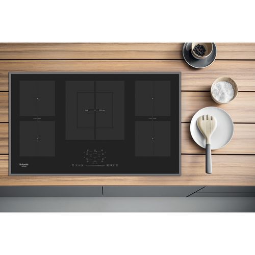 Placa de Indução Hotpoint KIF 952 BXLD B | Elétrica | 86 cm | 5 Zonas | Preto