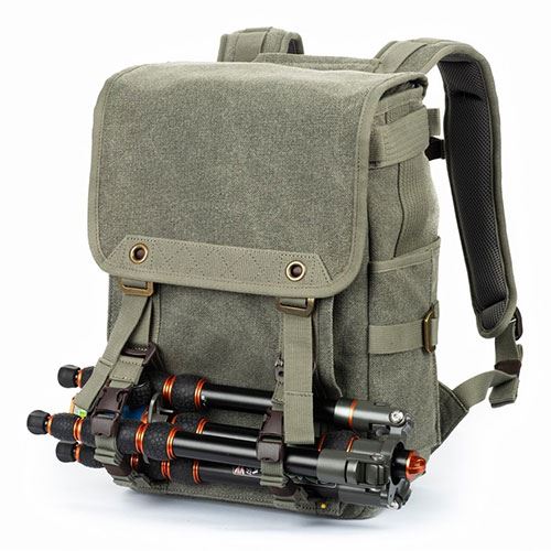 Mochila ThinkTank Retrospective 15'' - Verde