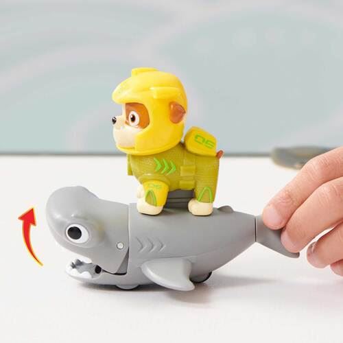 1541