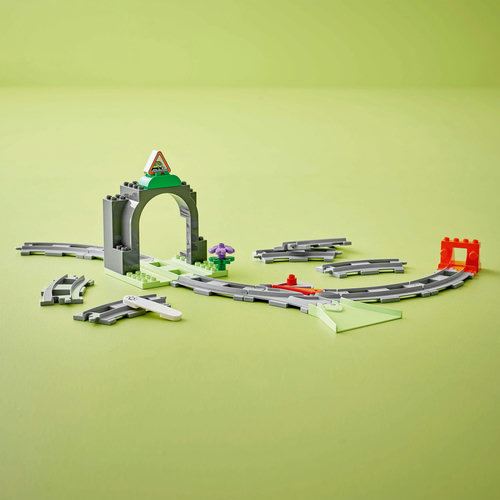1541