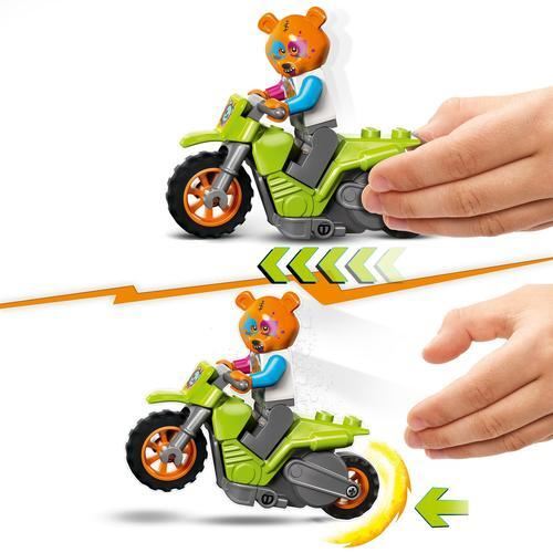 1541