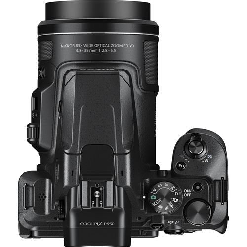 Máquina Fotográfica Compacta Nikon COOLPIX P950
