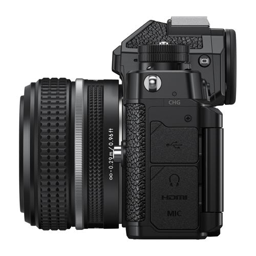 Máquina Fotográfica Mirrorless Nikon ZF + 40mm f/2 SE