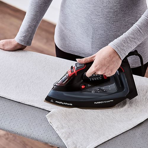 Ferro a Vapor Morphy Richards Turbosteam Pro
