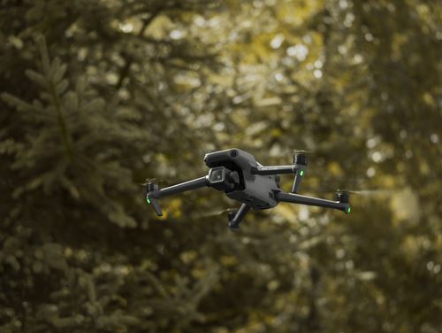 Drone DJI Mavic 3 Classic com RC