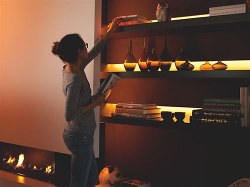 Base Philips Hue White and Color Lightstrip Plus V4 2 Metros
