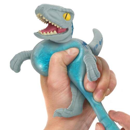 1541