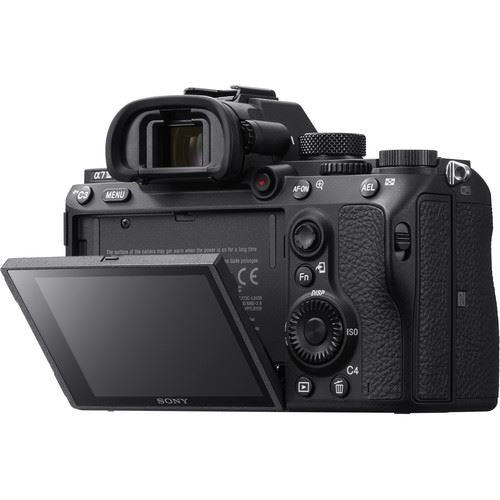 Máquina Fotográfica Mirrorless Sony Alpha a7 Mark III + FE 24-105mm f/4 G OSS