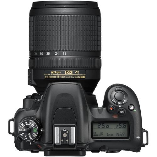 Máquina Fotográfica Reflex Nikon D7500 + AF-S DX 18-140mm f/3.5-5.6G ED VR