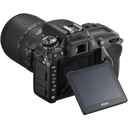 Máquina Fotográfica Reflex Nikon D7500 + AF-S DX 18-140mm f/3.5-5.6G ED VR
